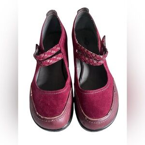JBU by Jambu Women's Emerald Too Mary Jane Wedges Red Size 10